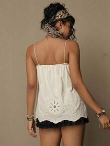 Freevana Bohemian Beige Floral Embroidered Hollow-Out Camisole Top, Hollow Floral Pattern Cropped Tank, Shell Tassel Chain Decor, Vacation Style Slimming Elegant Spaghetti Strap - Beige - View 2