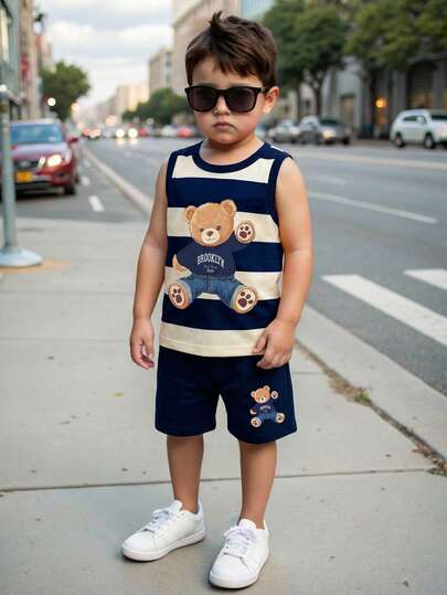 男童休闲简约短袖套装（2件套），适合春夏穿着