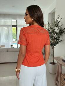 Xyvia 女士橙色V领撞色蕾丝短袖单排扣衬衫，简约通勤风格 - 橘色 - 查看 5
