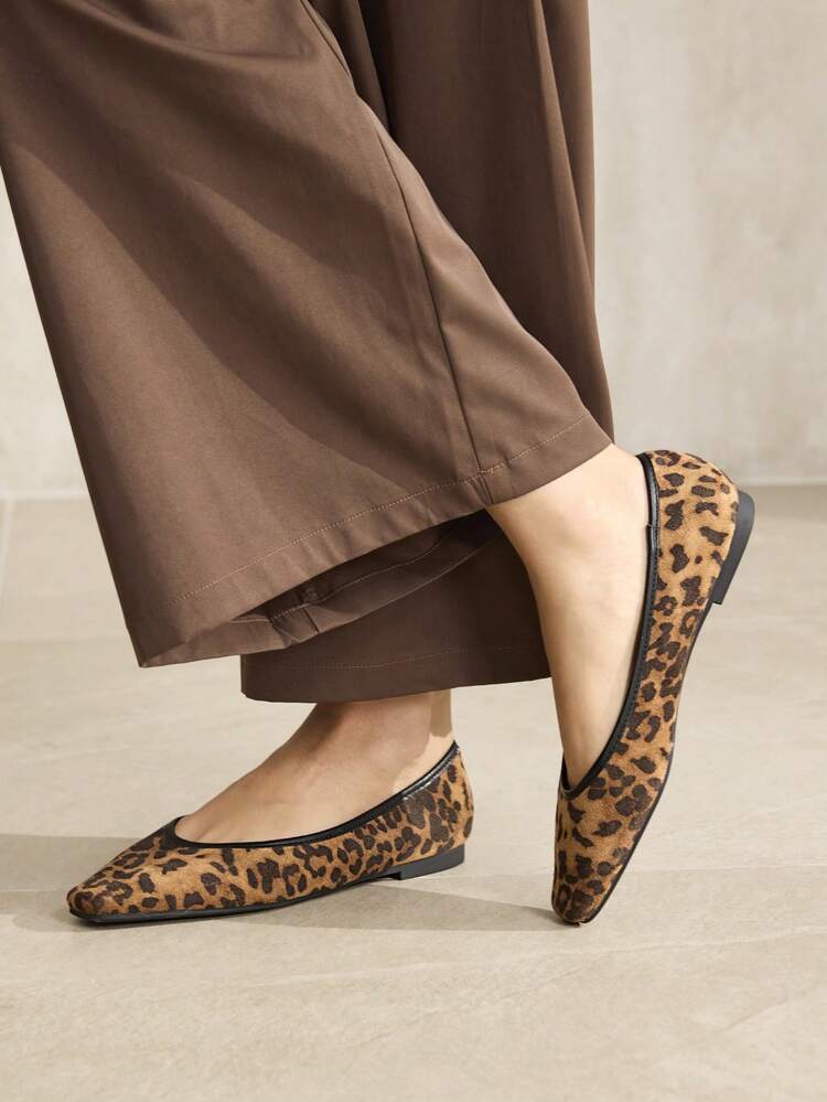 WOMEN LEOPARD CONTRAST PU LEATHER TRIM FLATS VALENTINE'S DAY