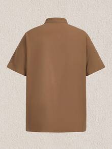 Mercer Haus Chemise tissée décontractée à fermeture boutonnée devant avec manches courtes, chemise beige clair, chemise pour hommes beige, chemise marron pour hommes, chemise marron à boutons, chemise à manches courtes à boutons, convient pour l'été, les vacances tropicales à Hawaï. - Tabac - Voir 6