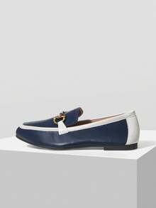 MOTF PREMIUM 女士舒适休闲方头平底鞋，适合新年假期、春季、春假、复活节和圣诞节穿着。 - 藍白色 - 查看 2