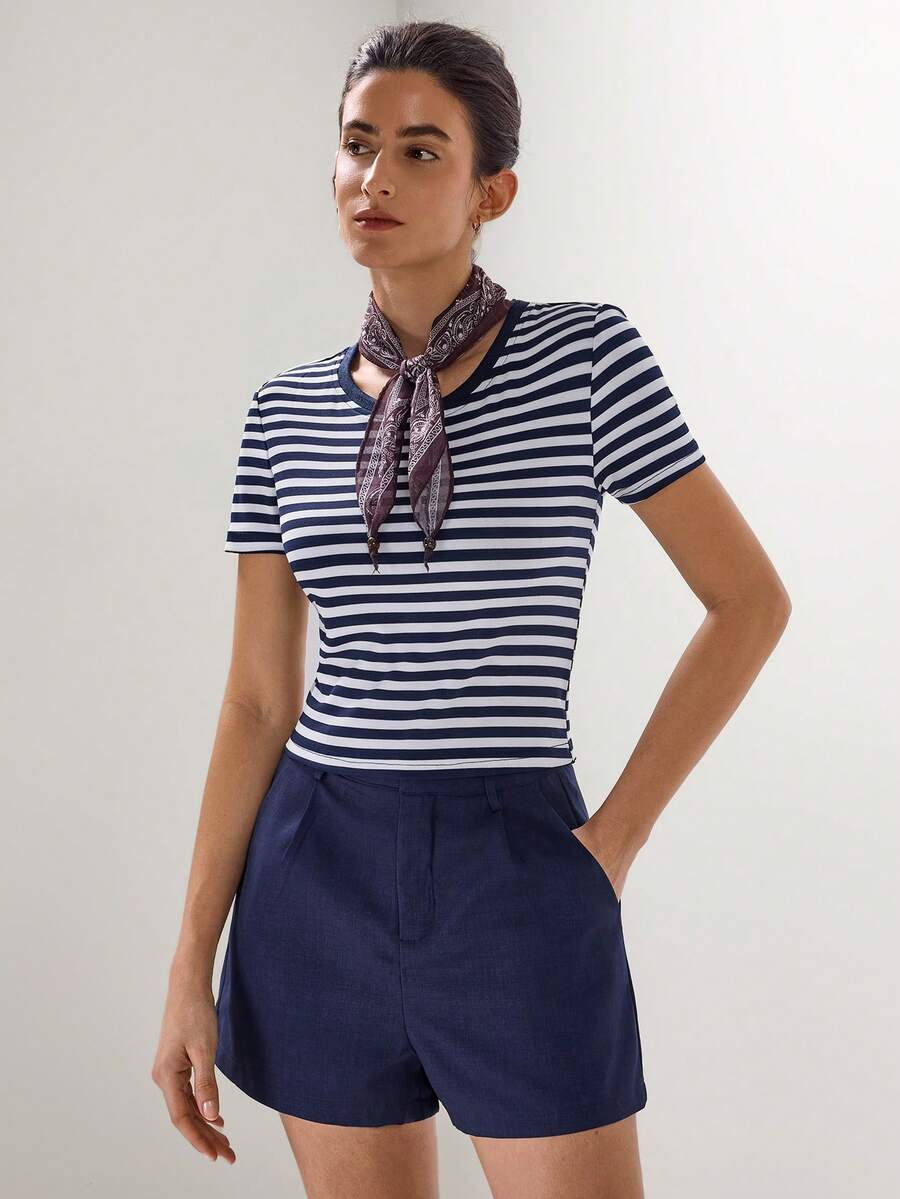 Briarwyn Women's  Navy Striped Round Neck Fitted Casual Daily Wear Short Sleeve  Crew Neck T-Shirt  With Paisley Scarf,Vacation Outfits Women,Old Money Style - Multicolor - View 1