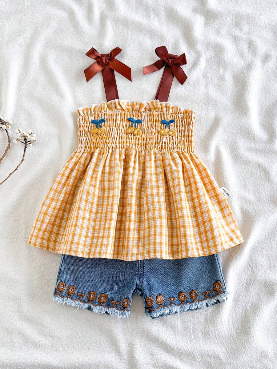 Vintaside Kids 女童夏季蓝白格子吊带背心和牛仔短裤套装,清新乡村风,饰有花卉刺绣,宽松版型,适合海滩度假、日常穿着、公园郊游。 - 黃色 - 查看 1