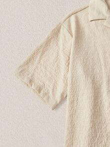 Mercer Haus 男士短袖褶皱面料西装外套领+抽绳配套长裤套装，适合外出聚会，是成功绅士的必备单品，也是送给丈夫的绝佳礼物，适合在夏威夷享受夏季热带假期。 - 杏色 - 查看 8