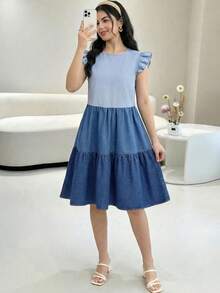 SHEIN 少女时尚休闲 Y2K 复古酷炫街头浅蓝深蓝配色舒适宽松牛仔连衣裙，适合少女日常穿着、春夏派对装扮、节日装扮和街头服饰。 - 藍色 - 查看 5