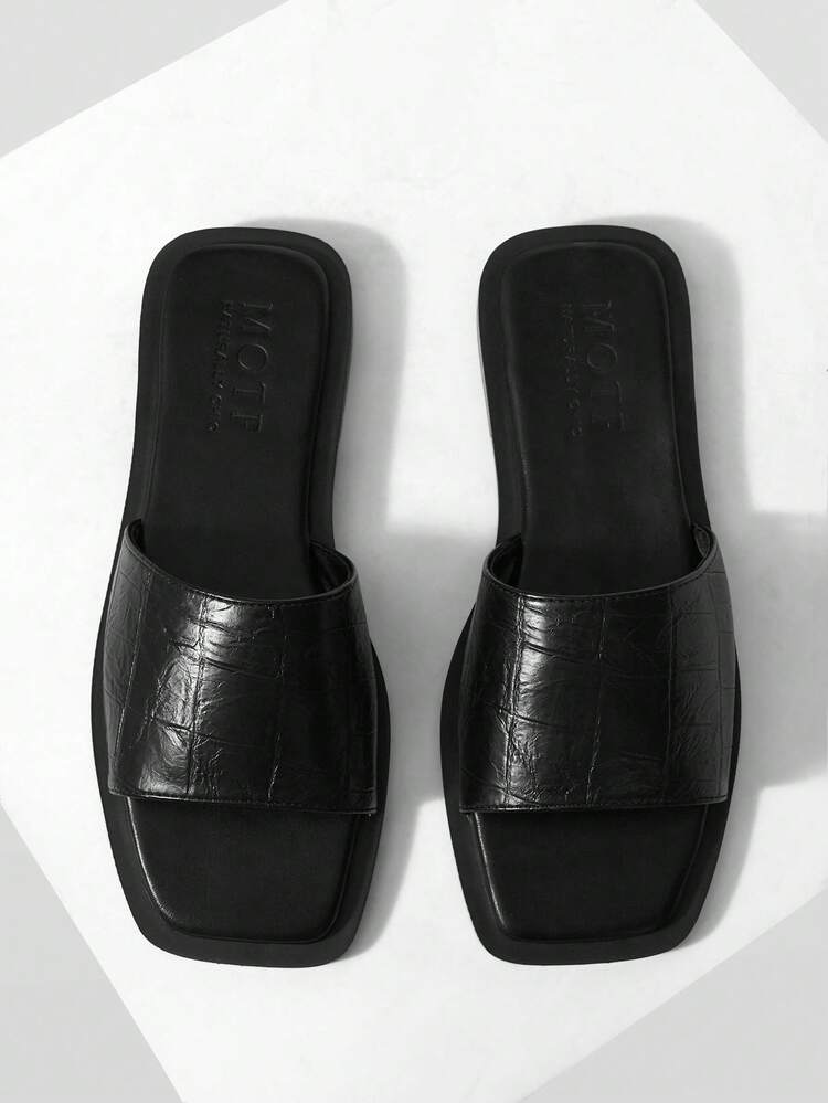 WOMEN SHOES SUMMER EXPLOSION RETRO FASHION BLACK PU LEATHER STONE PATTERN SEXY SQUARE TOE OPEN TOE FLAT BOTTOM SLIPPERS SIMPLE ATMOSPHERE VERSATILE CASUAL COMFORTABLE LIGHTWEIGHT HIGH SENSE BEACH SANDALS SPRING SHOES SUMMER SHOES