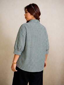 Elaquor 大码女式条纹金属心形纽扣设计休闲短袖衬衫 - 綠色 - 查看 2