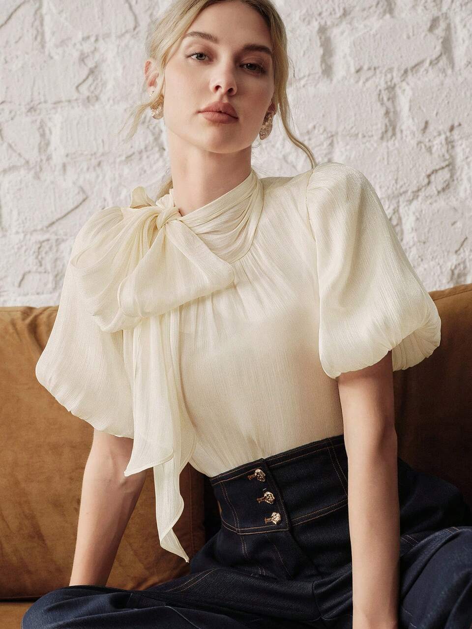 Blusa casual elegante y grácil con cuello de corbata y manga corta para mujeres, nueva llegada de verano