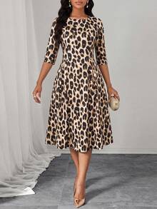 SHEIN Lady 女士豹纹收腰中长连衣裙 - 彩色 - 查看 3
