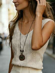 Ellegaria. Áo tank top dệt kim đơn giản kiểu Pháp, họa tiết xương cá, cổ chữ V, thích hợp cho nữ, phong cách xuân hè sớm. - Màu be - Xem 4