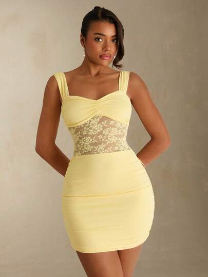 SHEIN Glamour Đầm mini không tay màu vàng ren, khoét eo, xếp ly hoa, kiểu dáng thanh lịch, đầm dạ hội, trang phục dự tiệc, thời trang đường phố, trang phục đi xem hòa nhạc, trang phục đi club, trang phục hẹn hò, trang phục sinh nhật cho nữ, trang phục không thể thiếu cho các bữa tiệc, đầm dự tiệc cưới, thời trang hoa, đầm bồng bềnh, đầm tốt nghiệp, đầm kiểu dáng nghỉ dưỡng, trang phục nghỉ mát cho nữ, đầm thường ngày.