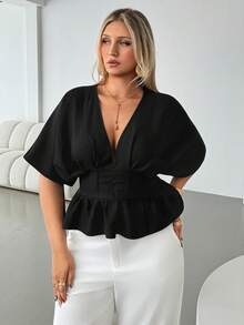 Auralis Blus Wanita Ukuran Besar Warna Biru Tua Bahan Denim Imitasi, Model V Dalam Berlipit, Bagian Dada Terbungkus, Lengan Pendek, Cocok untuk Pakaian Kerja/Kantor, Atasan dengan Pinggang Elastis dan Hem Bergelombang - Hitam - View 7