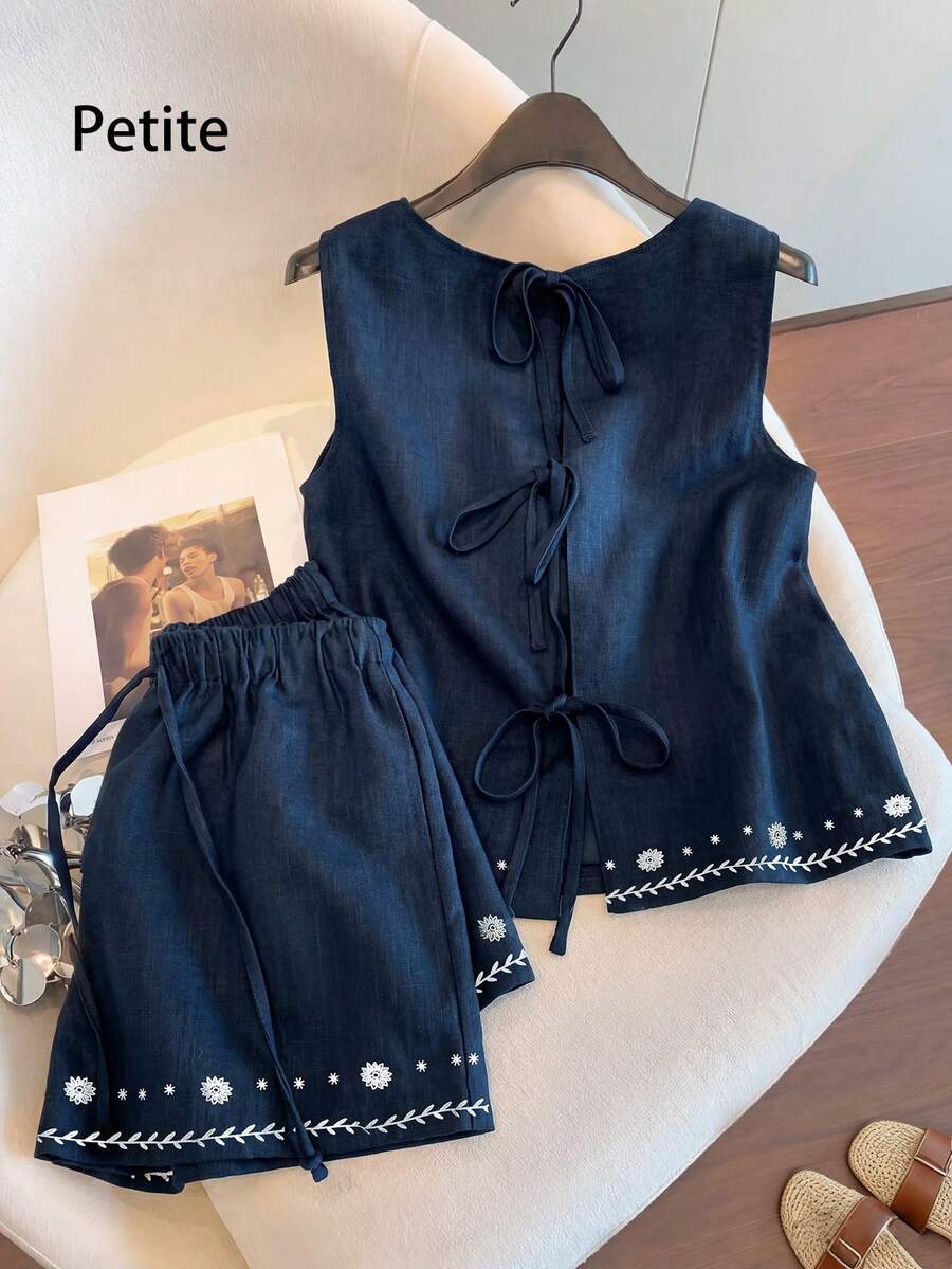 SHEIN PETITE 女士休闲度假套装，圆领露背扎染印花上衣搭配扎染短裤，春夏款 - 藍白色 - 查看 1