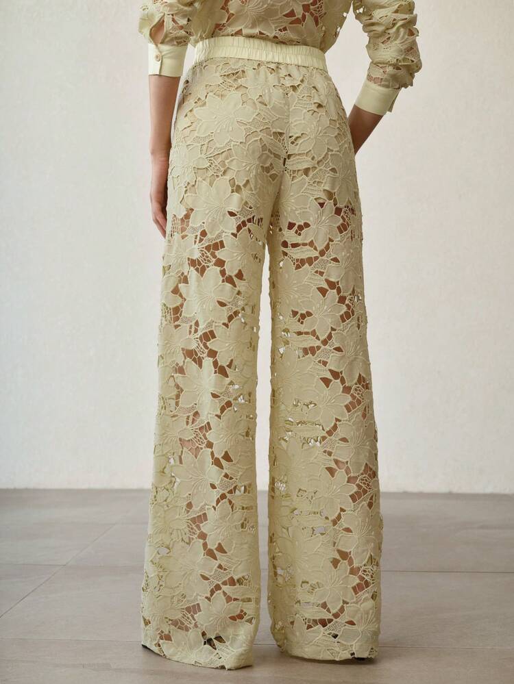 WOMEN'S HOLLOW-OUT LACE STRAIGHT LEG PANTS, ELEGANT & YOUTHFUL, WITHOUT BELT