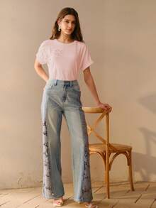 MOTF PREMIUM WOMEN'S FLORAL EMBROIDERED SHORT SLEEVE T-SHIRT - Pink - View 5