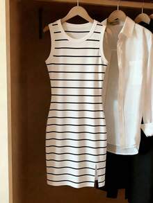 Franclia Summer Women's Casual Fashionable Young Minimalist Versatile Round Neck Fitted Split Hem Mini Dress - Black and White - View 5