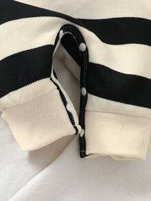 SHEIN Summer Newborn Boy's Black-And-White Striped Crew Neck Short-Sleeve Teddy Bear Print Romper Stylish And Casual, Simple And Adorable Baby Clothes Unisex Baby Clothes Striped Baby Romper Photoshoot Outfit For Baby - Black and White - View 4