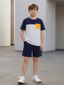 SHEIN 2pcs/Set Tween Boy Casual Sporty Striped Contrast Color Block Round Neck T-Shirt And Shorts Set, Suitable For Commuting, School, Daily Casual Wear, Sports, Spring/Summer - Green - View 5