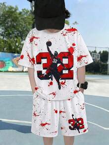 SHEIN Bộ 2 món thể thao thường ngày cho bé trai, kiểu dáng rộng rãi, họa tiết graffiti đường phố với 32 chữ cái và số, gồm áo thun ngắn tay và quần short, thích hợp cho các hoạt động ngoài trời, đi học, phong cách đường phố, tiệc tùng và giải trí, giá cả phải chăng, phù hợp cho mùa xuân, hè và thu. - Đỏ - Xem 8