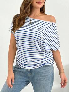 SHEIN Essnce 大码女装春夏时尚休闲宽松舒适修身日常黑白条纹露肩短袖T恤，简约风格，欧式夏季，工作上衣，度假女装，夏季女式上衣，露肩上衣 - 藍色 - 查看 6