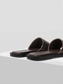 MOTF PREMIUM Giày nữ mùa hè bùng nổ, thời trang retro, da PU màu nâu, họa tiết đá, mũi vuông gợi cảm, hở mũi, đế bằng, đơn giản, đa năng, thoải mái, nhẹ nhàng, dép xăng đan biển cao cấp. - Cà phê - Xem 7