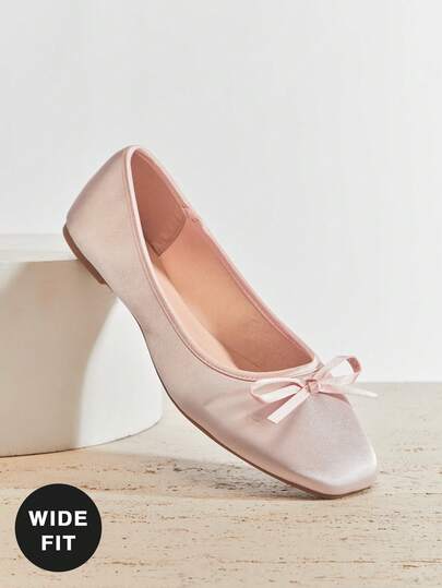 SHUZIA Giày búp bê satin dáng rộng dành cho nữ – Thoải mái, đa năng và là món đồ thiết yếu cổ điển.