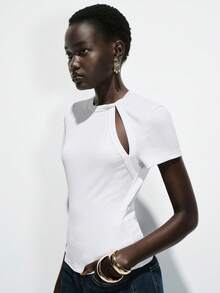 Lumivelle 女士夏季白色T恤，时尚休闲通勤短袖针织罗纹T恤，肩部镂空扭结设计 - 白色 - 查看 4