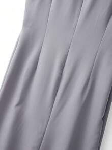 GlowEve CURVE Bộ 2 chiếc áo khoác cardigan tay dài cổ chữ V đính hạt ngọc trai màu đen tương phản thanh lịch dành cho nữ cỡ lớn và váy maxi cổ tròn đính ngọc trai, phù hợp mặc thường ngày, đi làm, dự tiệc vào mùa thu/đông - Màu Xám nhạt - Xem 6