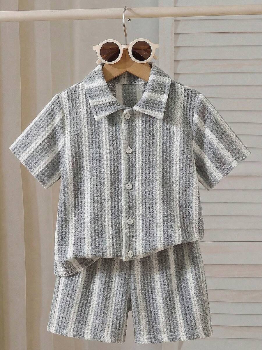 SHEIN Genkimix Kids 男童条纹针织衫短裤两件套 - 灰色 - 查看 1