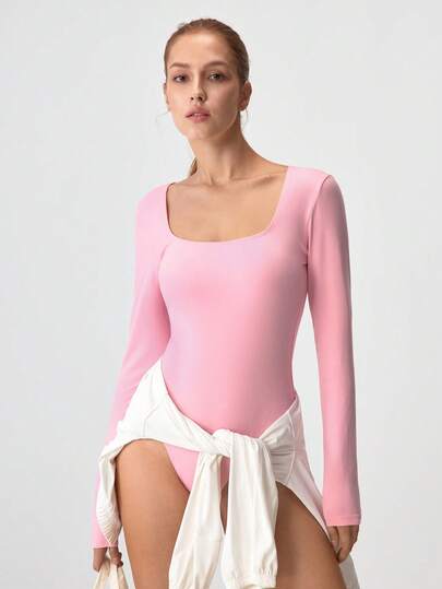 Bodyduit de mujer de unicolor y sexy con cuello cuadrado. Presenta un diseño de cuello cuadrado. Este es un estilo de prenda interior moldeadora esencial y ajustada. Adecuado para salidas. Prenda de ajuste ceñido + Bodyduit de cuello cuadrado y ajustado + Adecuado para deportes, hogar y actividades diarias. Usa la versión rosa para fiestas de Navidad y San Valentín