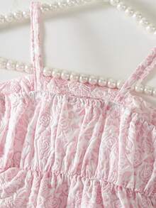 SHEIN Vintaside Kids 女嬰粉色夏季可愛2歲生日提花細肩帶上衣與裙子套裝，玫瑰提花布料優雅荷葉邊裙襬，適合婚禮派對校園 - 粉色 - 查看 3