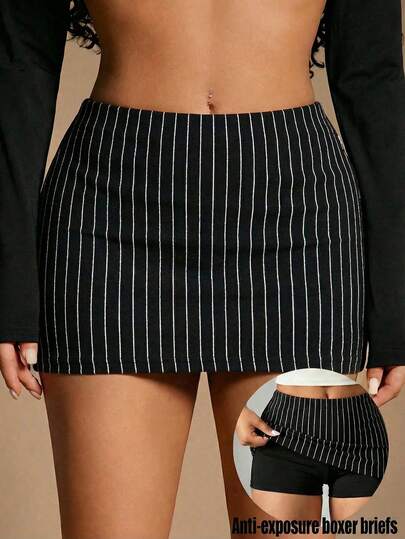 Radiana 女士性感优雅极简黑色条纹修身低腰铅笔裙，低腰迷你裙，黑色低腰裙，黑色裙子，条纹裙，适合夜晚、约会、聚会、派对、鸡尾酒会、俱乐部、音乐会、办公室、通勤、日常外出等场合。