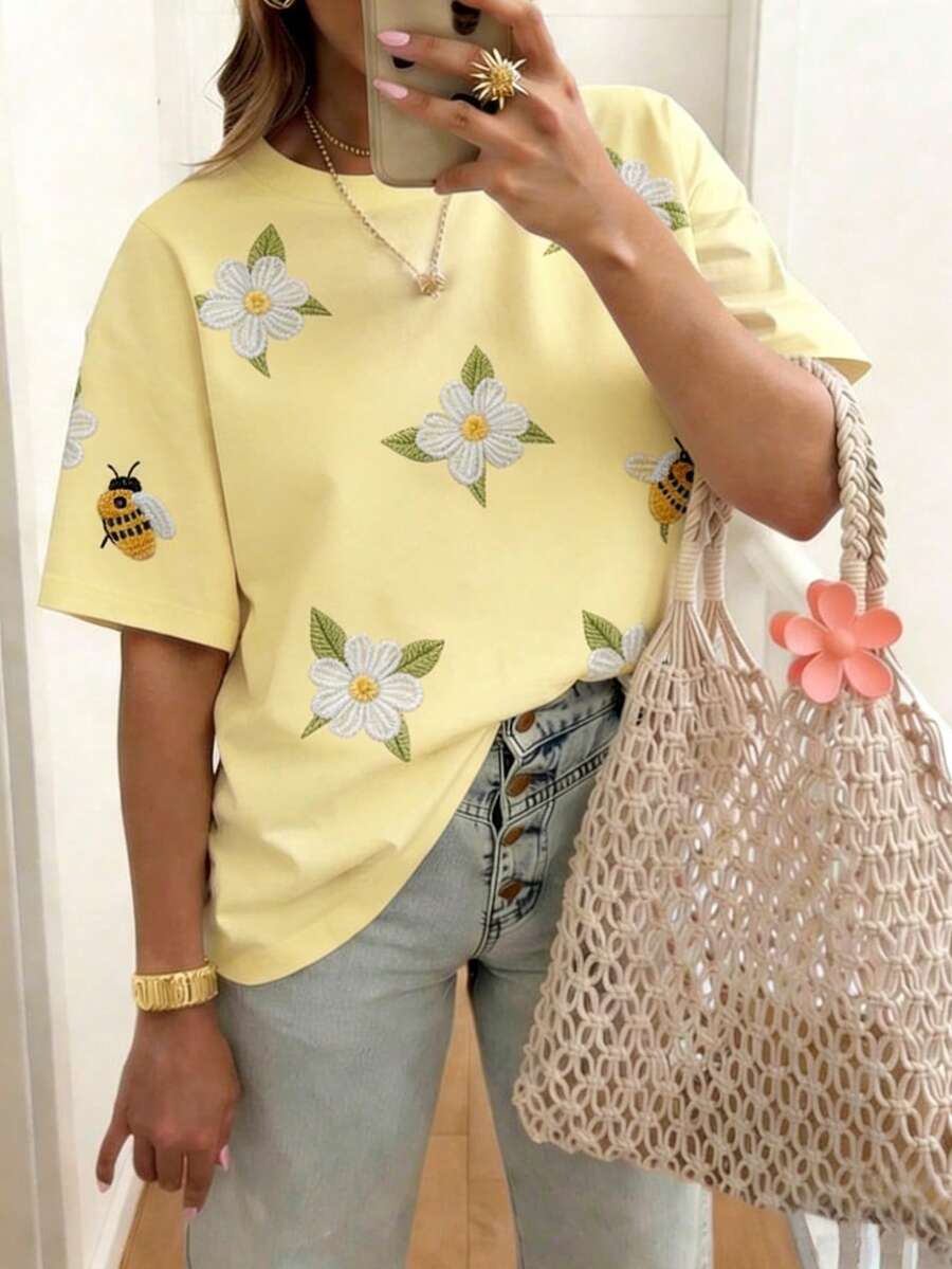 EMERY ROSE Women's Floral & Bee Round Neck Short Sleeve Casual Versatile T-Shirt - Multicolor - View 1