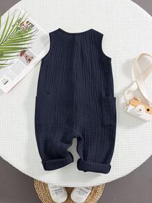 SHEIN 新生男宝宝夏季可爱休闲百搭棕色纱布连体衣，适合海滩、户外玩耍 - 藏蓝色 - 查看 2