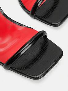 女士时尚方头黑色搭扣装饰魅力派对高跟凉鞋，适合户外穿着 - 黑色 - 查看 11