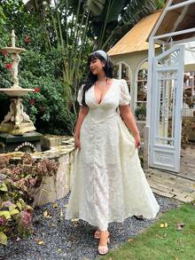 Đầm hoa cổ chữ V khoét eo dành cho nữ cỡ lớn - Đen và trắng - Xem 6