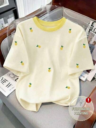 奶油黄，复古迷你柠檬印花，撞色领口，少女休闲简约短袖修身圆领T恤，适合春夏日常、外出、度假、节日穿着，轻松舒适，时尚少女，休闲装扮，儿童迷你柠檬图案T恤，新款，返校季，休闲氛围穿搭，少女风，度假风