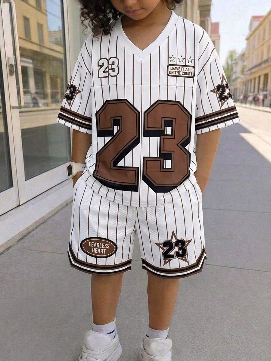 SHEIN 2件装儿童/青少年男童休闲印花圆领宽松短袖T恤,适合通勤、上学、日常休闲穿着、运动、春夏穿着。 - 紅色 - 查看 1