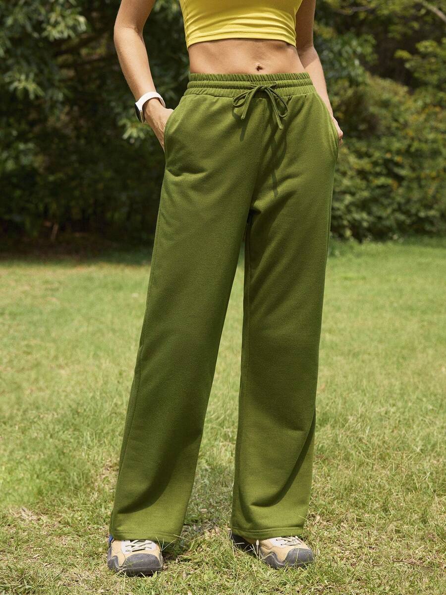 Exploreva Quần thể thao nữ màu trơn, cạp chun, dây rút, ống thẳng, có túi. - Màu xanh Ô liu - Xem 1