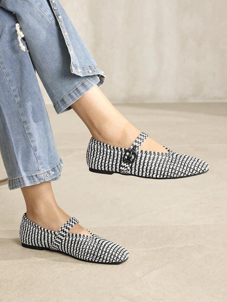 BRAID BUCKLE STRAP SQUARE TOE FLATS SPRING SHOES