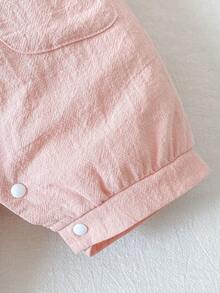 SHEIN Playful Pals Bộ đồ mùa hè thời trang mới dễ thương cho bé gái: áo liền quần và mũ màu xanh lá cây thêu hoa 3D, tay bồng. - Màu Hồng baby - Xem 4