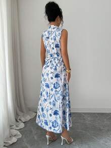 SHEIN Elenzya Đầm dài nữ kiểu retro màu xanh trắng họa tiết sứ, cổ chữ V, không tay, cài cúc đơn, thắt nơ eo, thanh lịch, thích hợp cho kỳ nghỉ, dạo phố, đi biển, đi làm, hẹn hò công sở, mùa xuân hè. - Nhiều màu - Xem 7