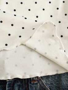 Airaco 白色波点蕾丝V领短袖T恤女款，褶皱腰部荷叶边下摆露脐甜辣风上衣 - 白色 - 查看 3