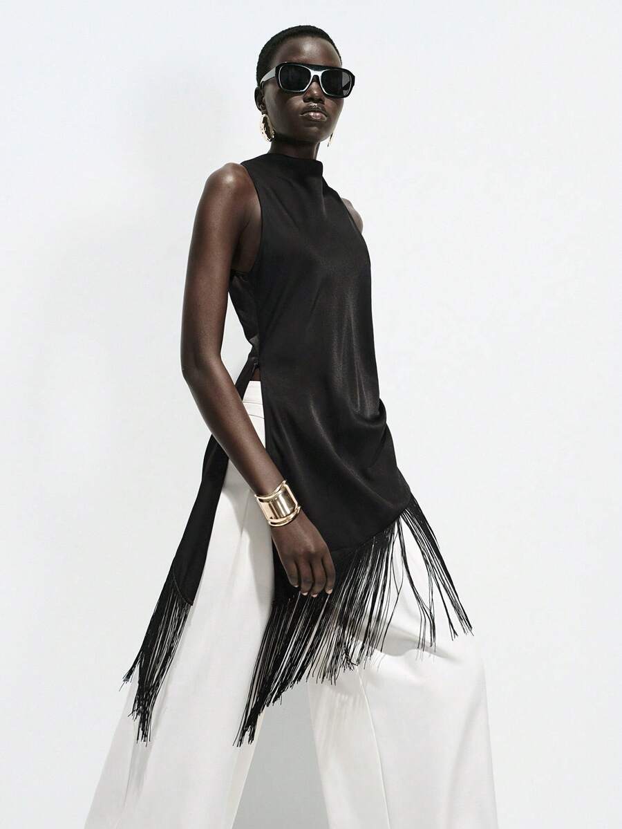 Lumivelle 女士黑色缎面衬衫，垂褶领口，高开衩设计，流苏拼接，优雅浪漫复古风，适合春夏各种场合，如休闲、机场、约会、时装秀、派对、婚礼等。 - 黑色 - 查看 1