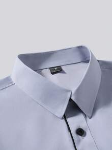 Manfinity Bizformal 男士休闲撞色滚边长袖衬衫，适合日常穿着和通勤，春秋季，正式场合适用 - 淺灰色 - 查看 5