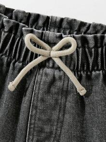 Genkimix Kids Pantalones cortos de mezclilla casuales para niños pequeños, color caqui, para primavera/verano, con decoración de cordón, bolsillos cargo, corte holgado, tela suave y cómoda, moda diaria - Verde militar - Ver 4