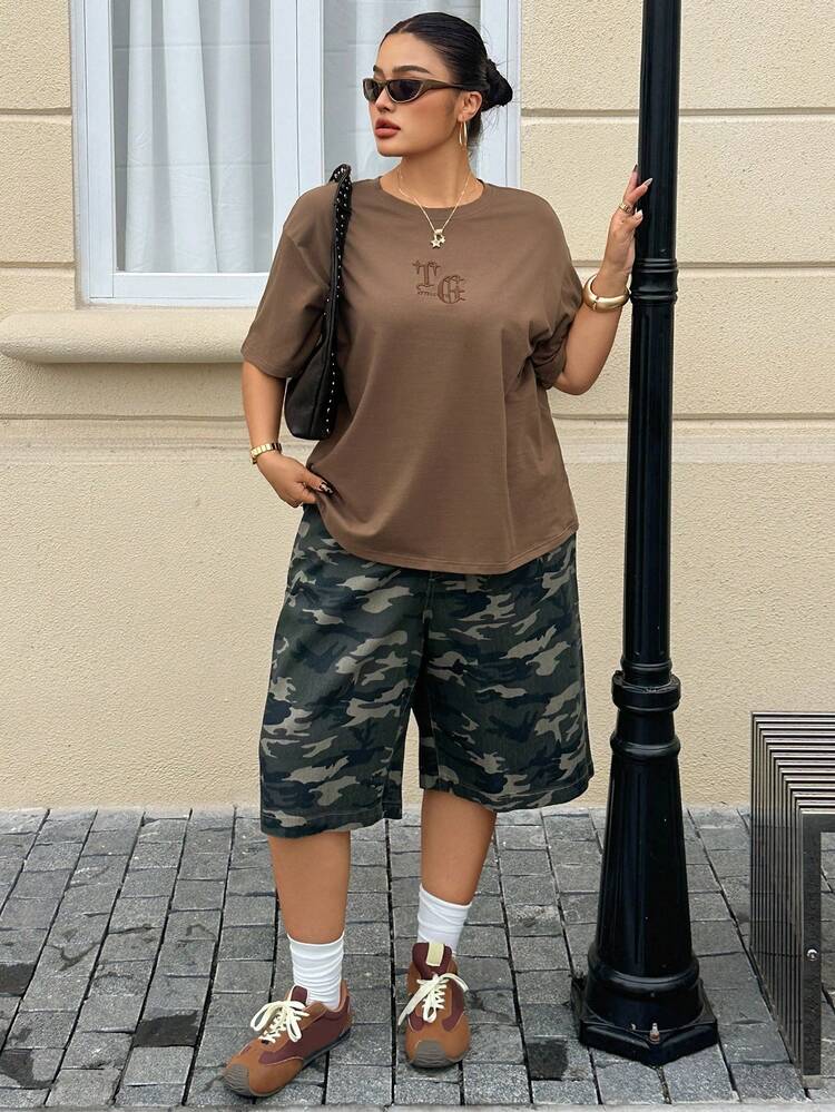 Dazy Plus Plus Size Women Letter Embroidery Graphic Loose Casual Short Sleeve T-Shirt, Spring/Summer