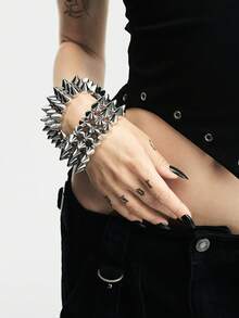 MortiRose 2pcs Punk Style ABS Plastic Rivet Bracelet Couples Set, Women Silver Personalized Rivet Bangle, Suitable For Daily Wear, Party, Music Festival - Silver - View 3