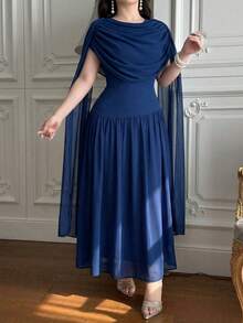 Feyla Vestido elegante de fiesta de talla grande con pliegues en unicolor - Azul - Ver 4